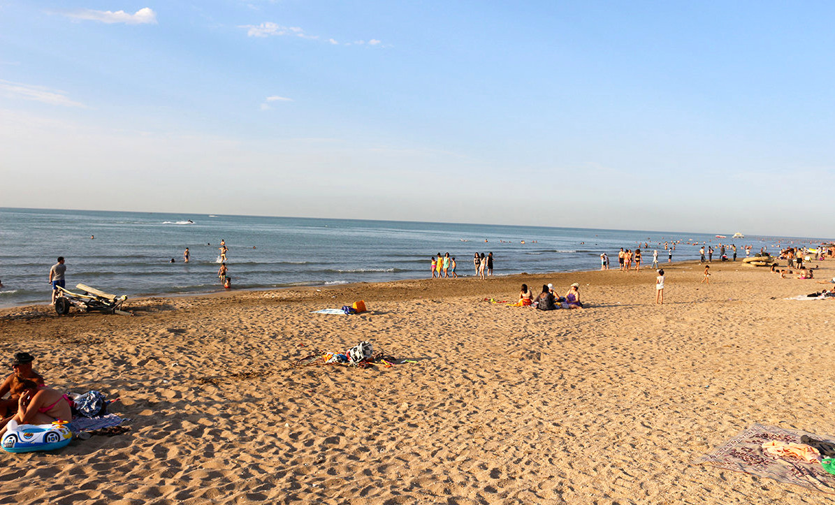 2018 Guide to Baku Beaches (with Directions and Photos)